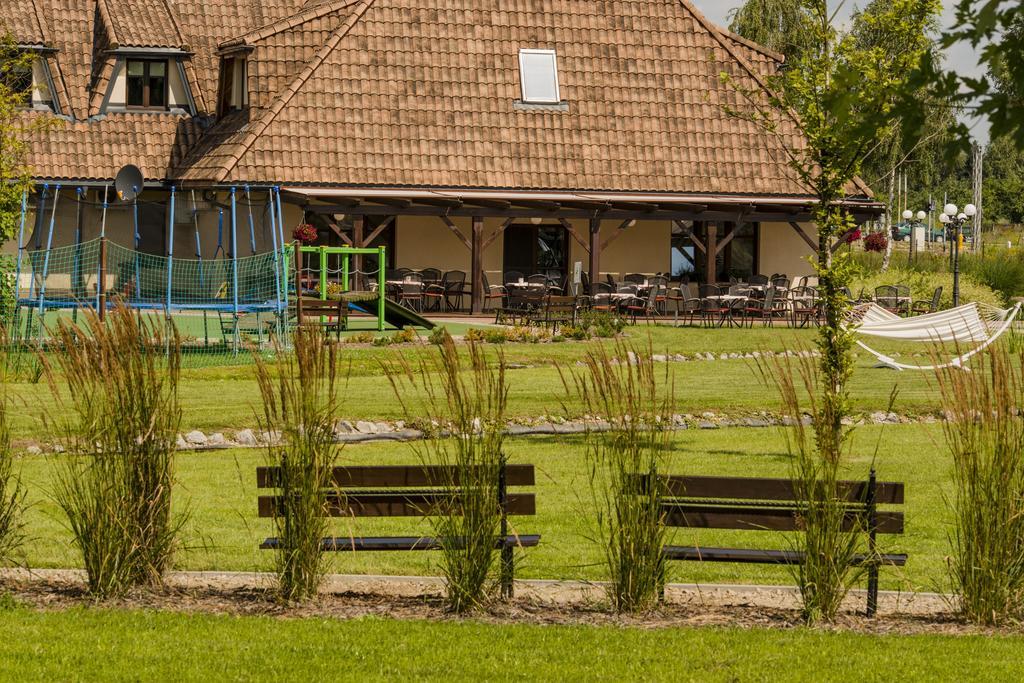 Hotel - Restauracja Platan Sędziszów Małopolski Kültér fotó