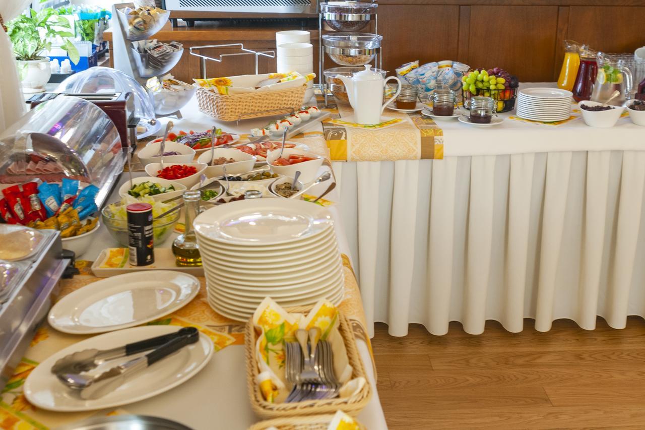 Hotel - Restauracja Platan Sędziszów Małopolski Kültér fotó